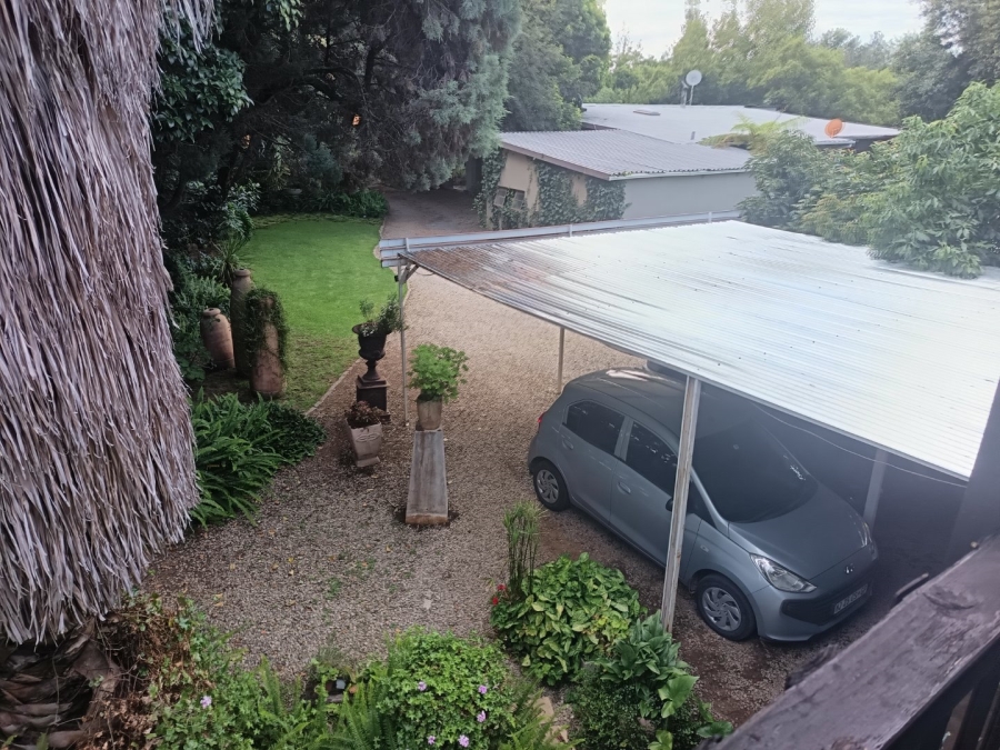 12 Bedroom Property for Sale in Glen Austin Gauteng