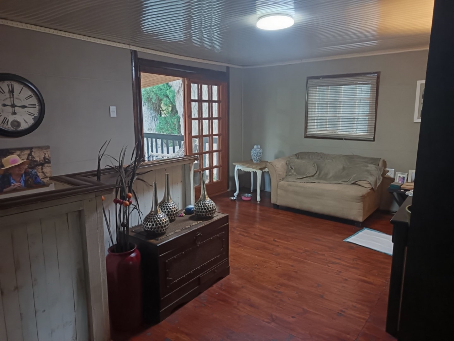12 Bedroom Property for Sale in Glen Austin Gauteng