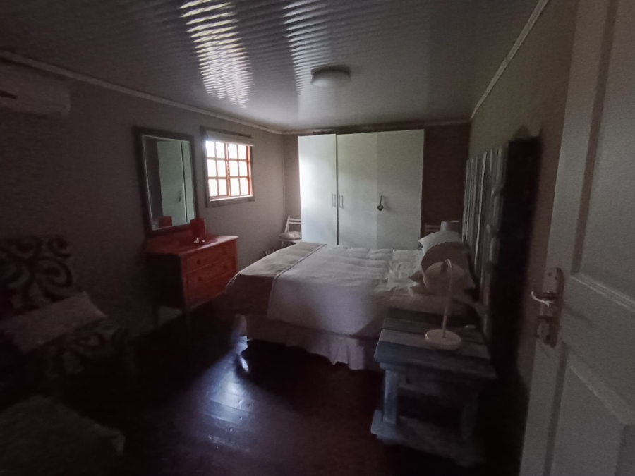 12 Bedroom Property for Sale in Glen Austin Gauteng