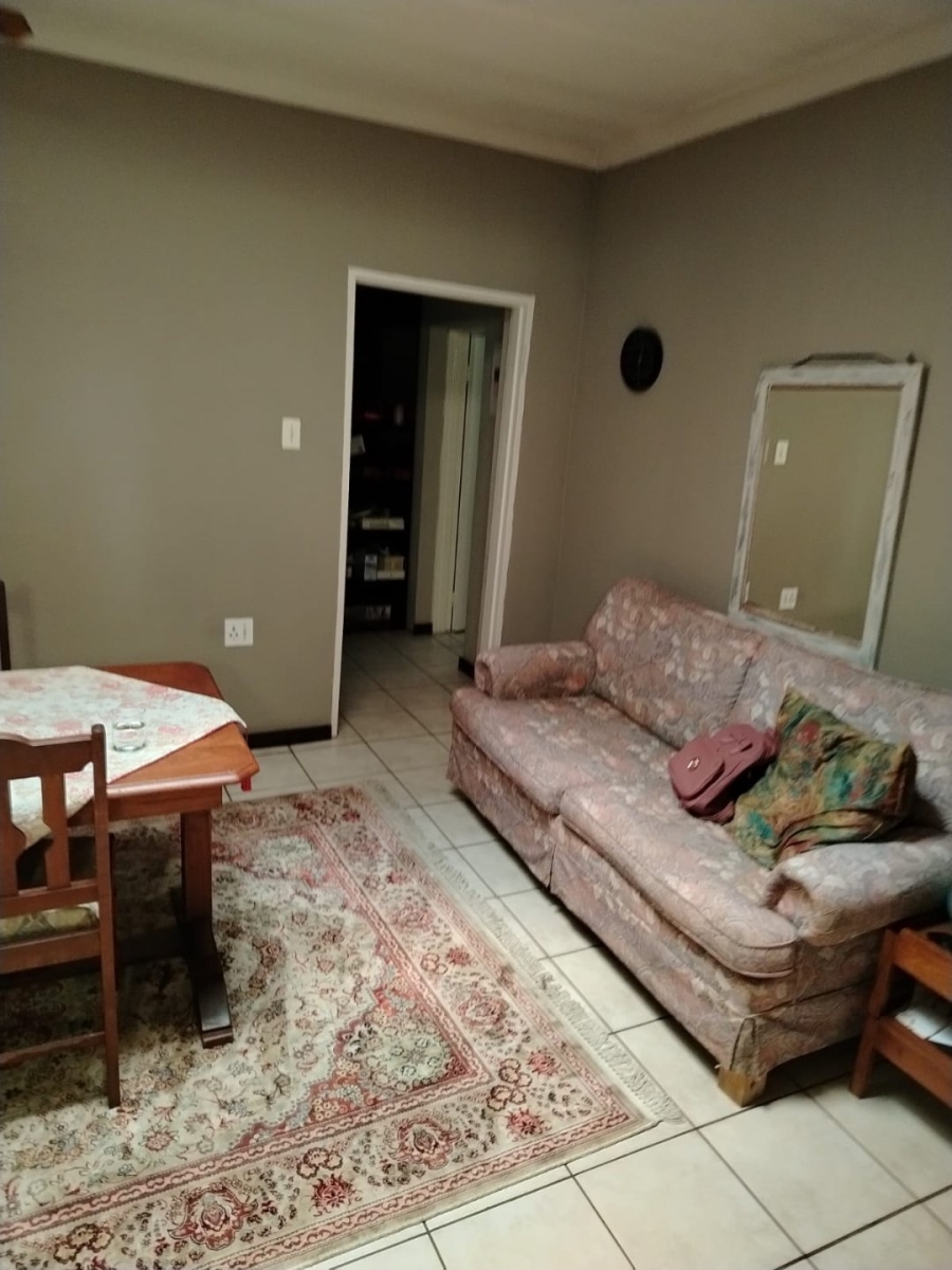 12 Bedroom Property for Sale in Glen Austin Gauteng