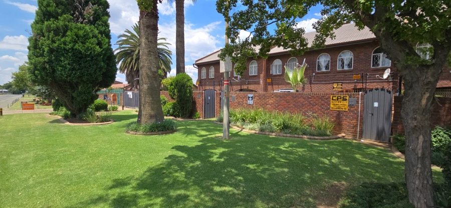 To Let 3 Bedroom Property for Rent in Brackenhurst Gauteng