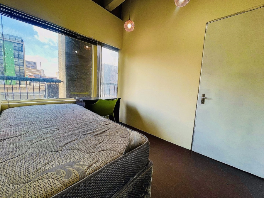 To Let  Bedroom Property for Rent in Braamfontein Gauteng