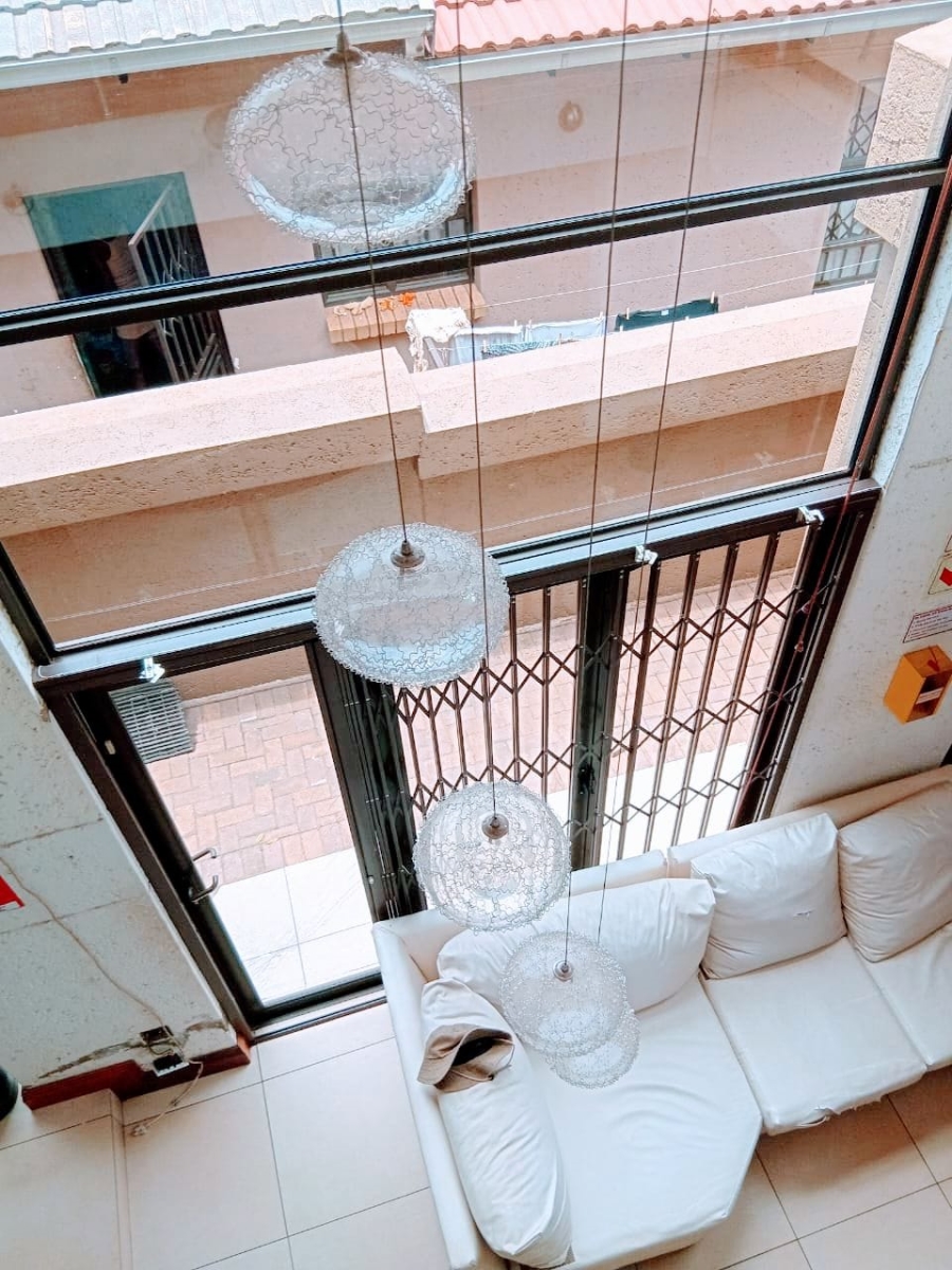 5 Bedroom Property for Sale in Protea North Gauteng