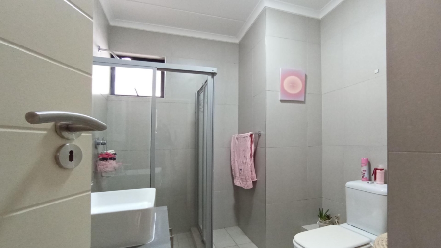 2 Bedroom Property for Sale in Carlswald Gauteng