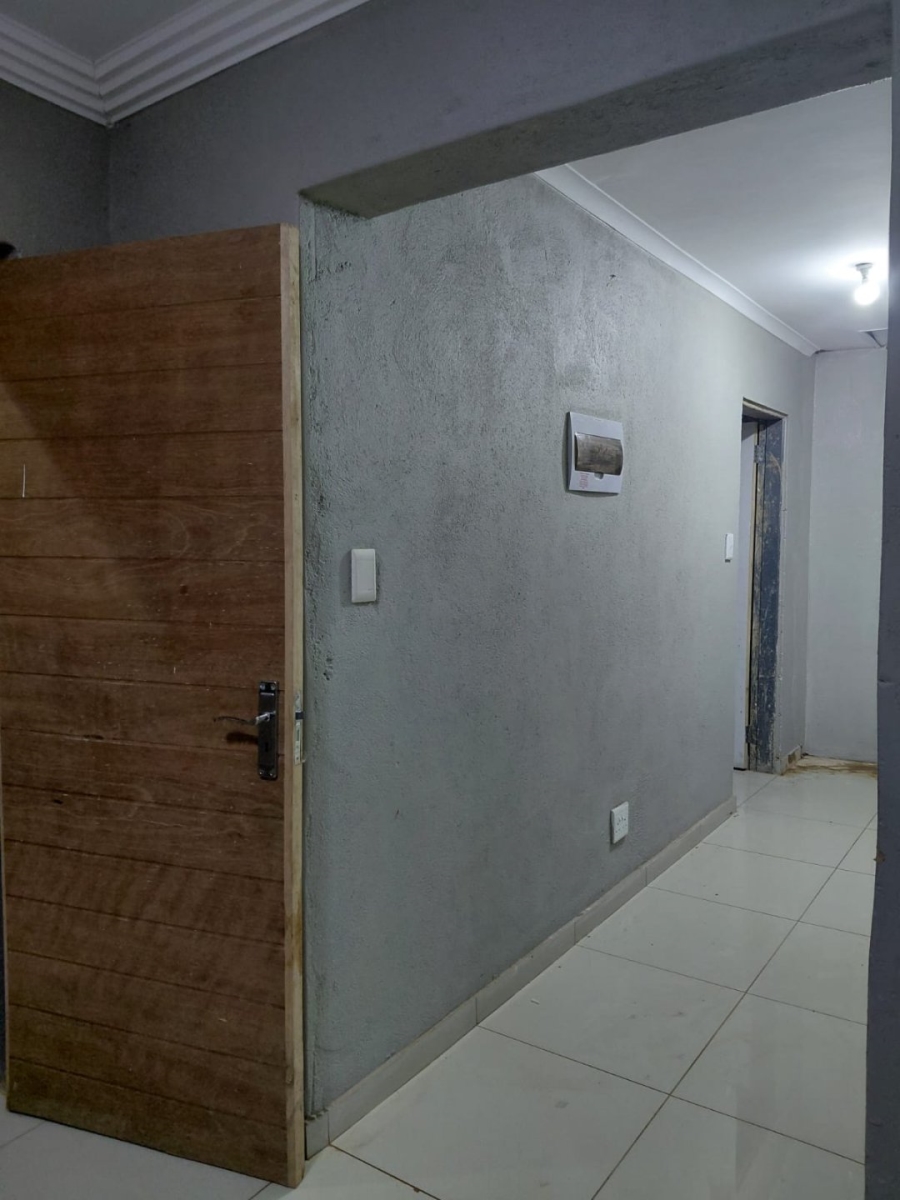 To Let 2 Bedroom Property for Rent in Chantelle Gauteng