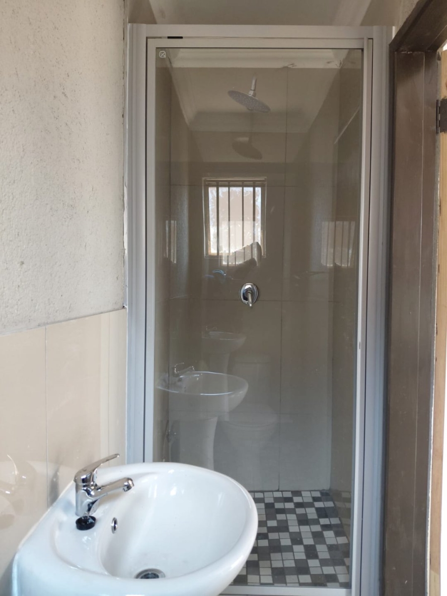 To Let 2 Bedroom Property for Rent in Chantelle Gauteng