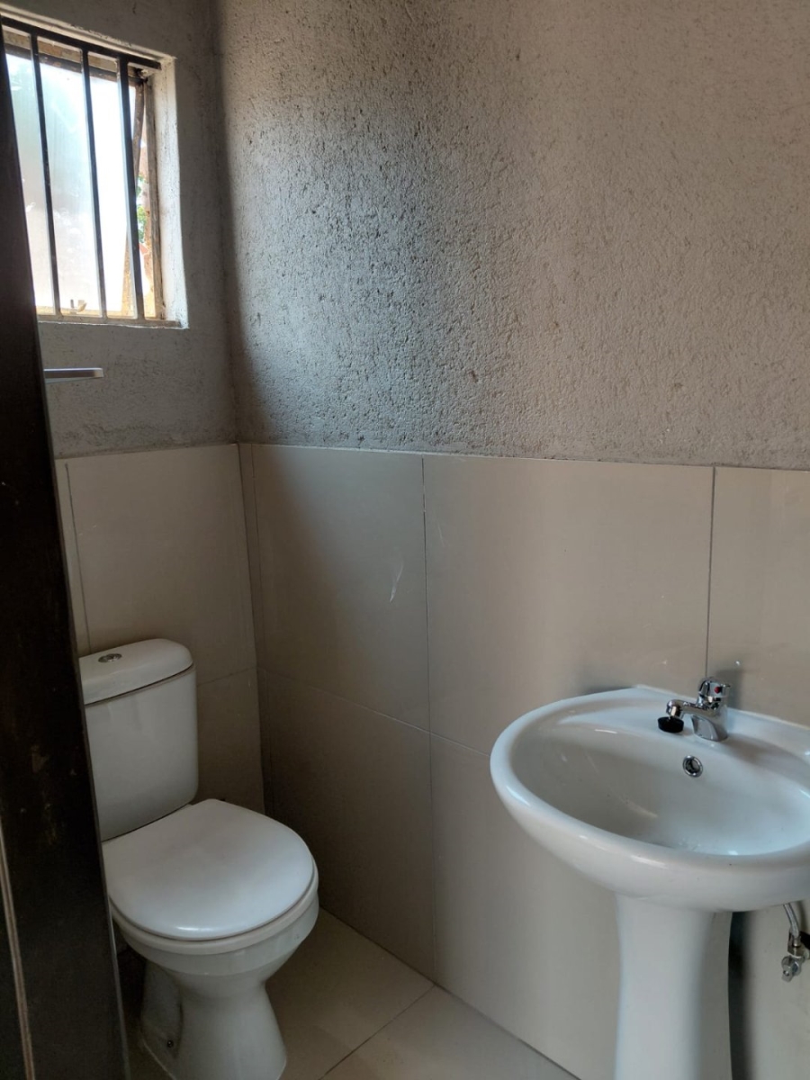 To Let 2 Bedroom Property for Rent in Chantelle Gauteng