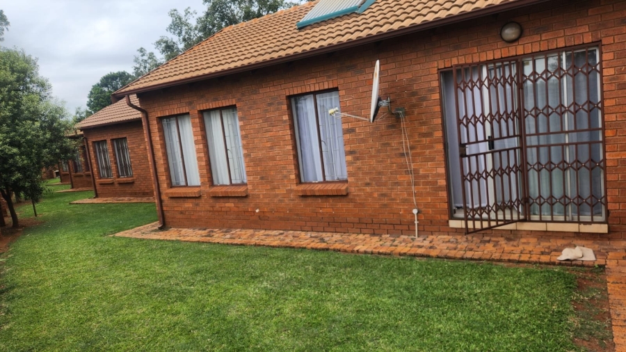 To Let 3 Bedroom Property for Rent in Soshanguve XX Gauteng