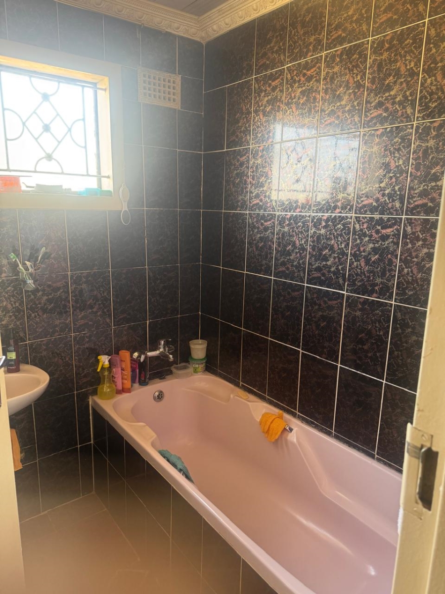 5 Bedroom Property for Sale in Ennerdale Gauteng