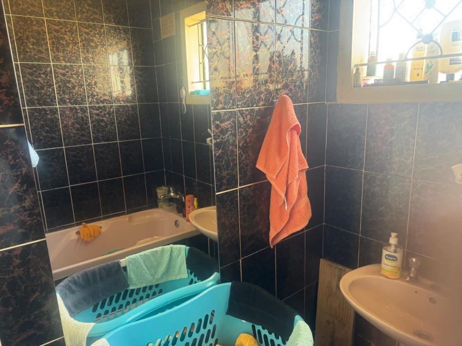 5 Bedroom Property for Sale in Ennerdale Gauteng