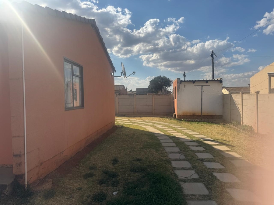 5 Bedroom Property for Sale in Ennerdale Gauteng
