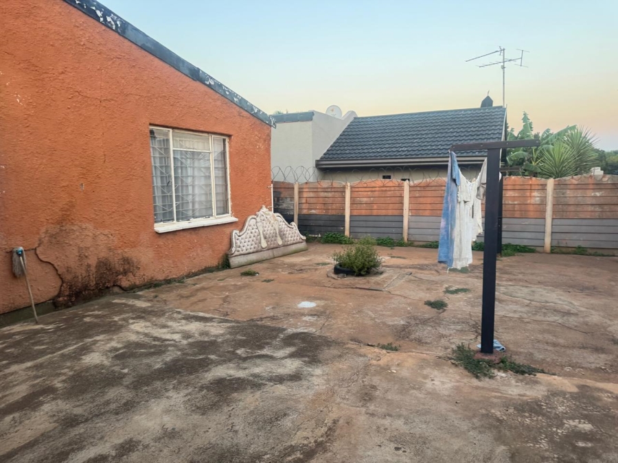 5 Bedroom Property for Sale in Ennerdale Gauteng