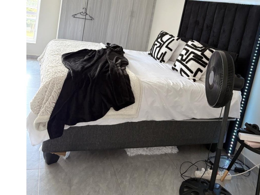 To Let 1 Bedroom Property for Rent in Glen Austin Gauteng