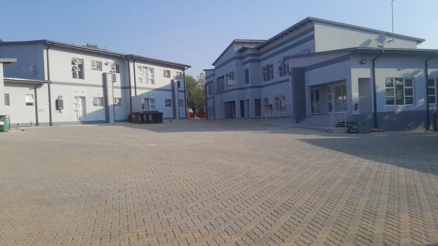 To Let 2 Bedroom Property for Rent in Glen Austin Gauteng
