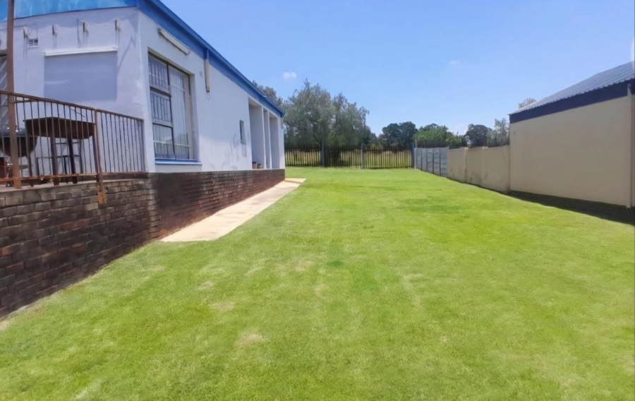 3 Bedroom Property for Sale in Fochville Gauteng