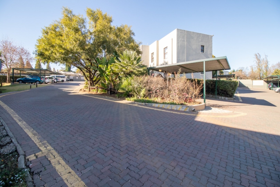2 Bedroom Property for Sale in Marais Steyn Park Gauteng