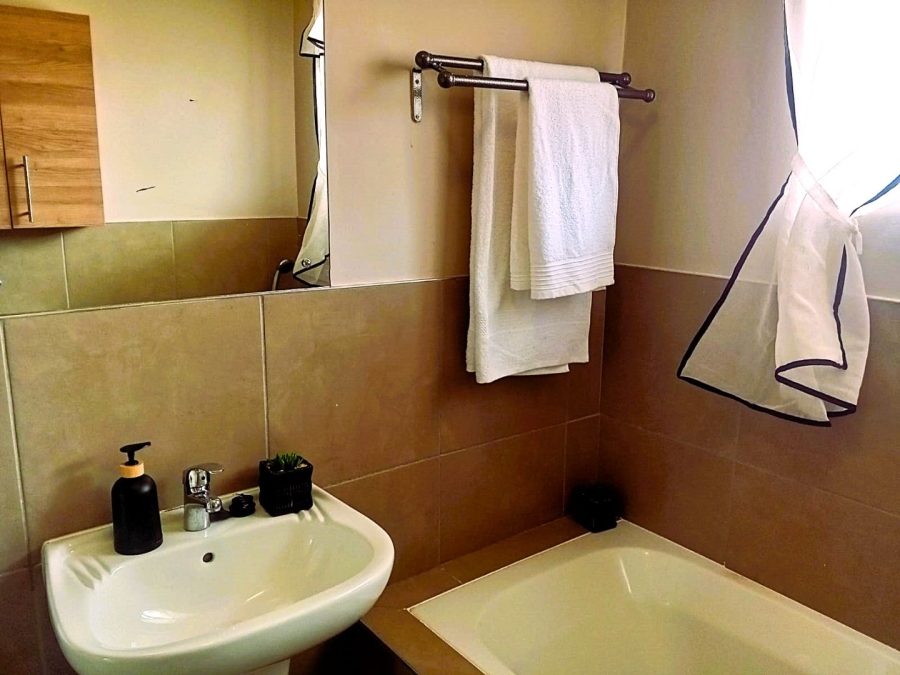 2 Bedroom Property for Sale in Sagewood Gauteng