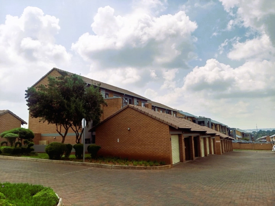 2 Bedroom Property for Sale in Sagewood Gauteng