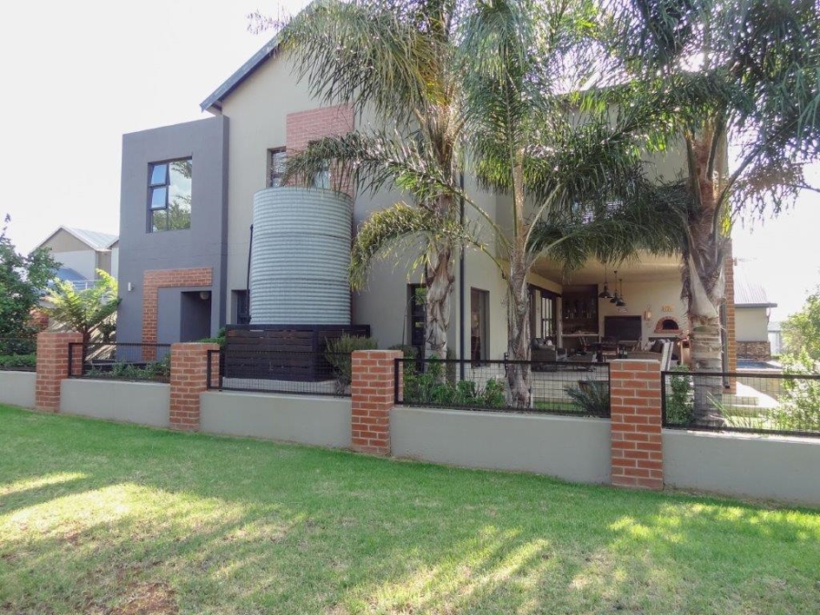 3 Bedroom Property for Sale in Copperleaf Estate Gauteng
