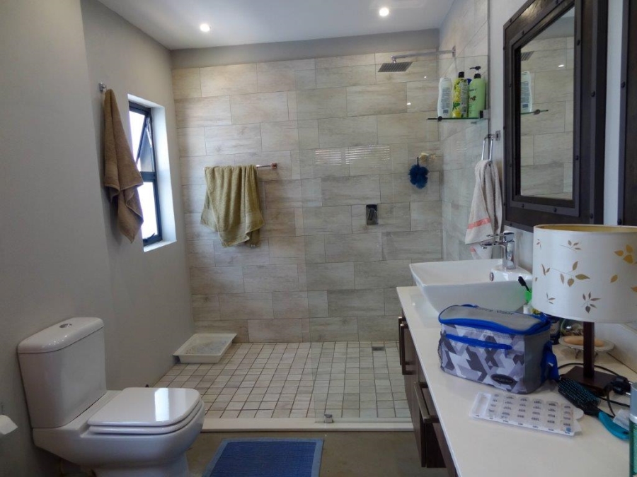 3 Bedroom Property for Sale in Copperleaf Estate Gauteng