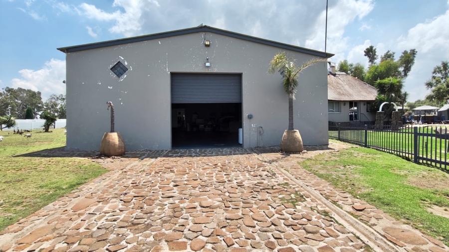 Commercial Property for Sale in Vaal Marina Gauteng