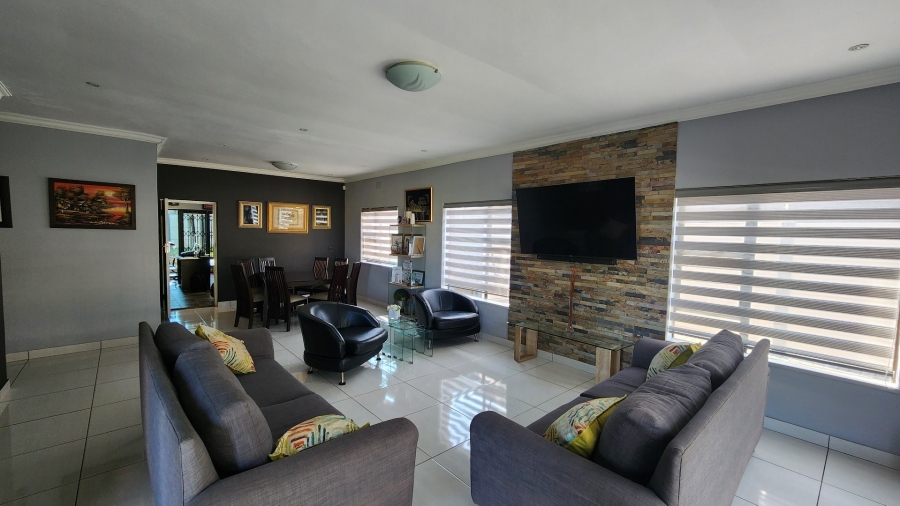 3 Bedroom Property for Sale in Discovery Gauteng