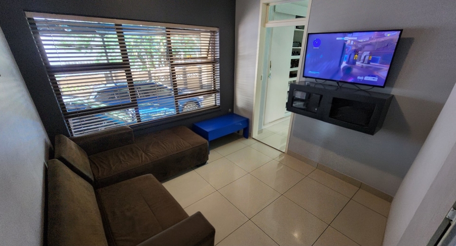 3 Bedroom Property for Sale in Discovery Gauteng