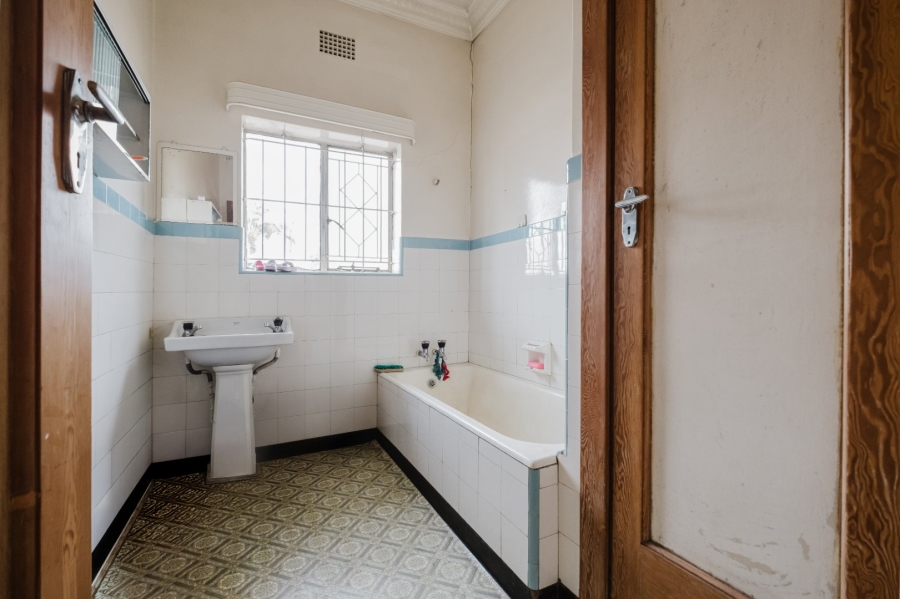  Bedroom Property for Sale in New Redruth Gauteng