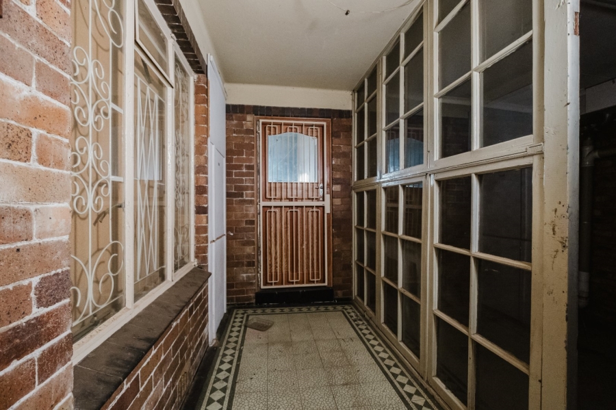  Bedroom Property for Sale in New Redruth Gauteng