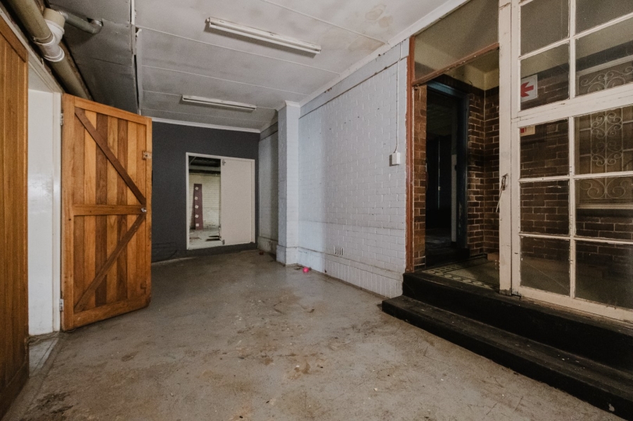  Bedroom Property for Sale in New Redruth Gauteng