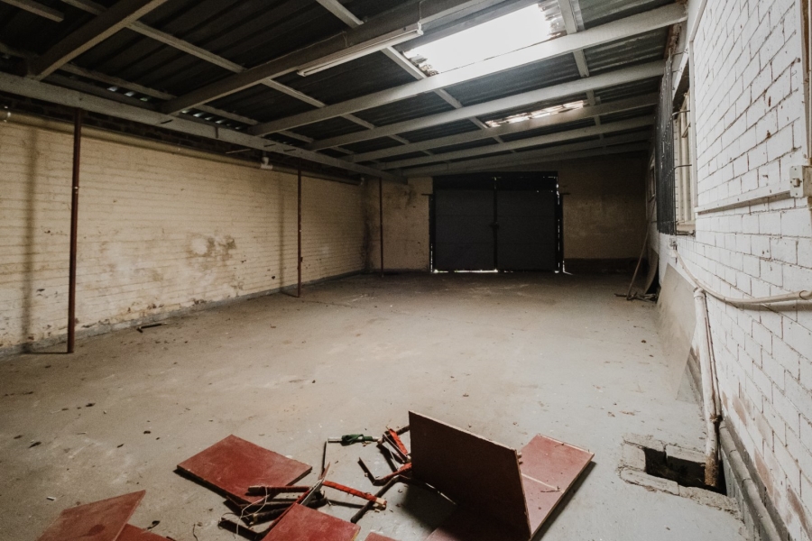  Bedroom Property for Sale in New Redruth Gauteng