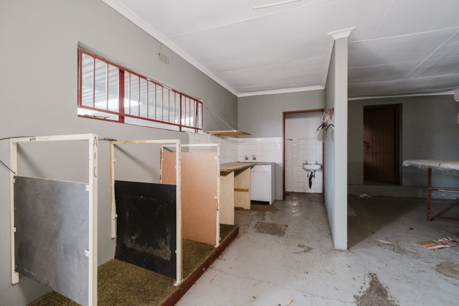  Bedroom Property for Sale in New Redruth Gauteng