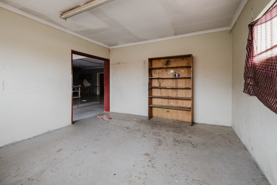  Bedroom Property for Sale in New Redruth Gauteng