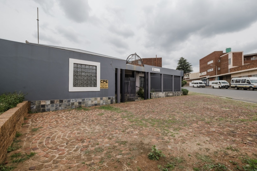  Bedroom Property for Sale in New Redruth Gauteng