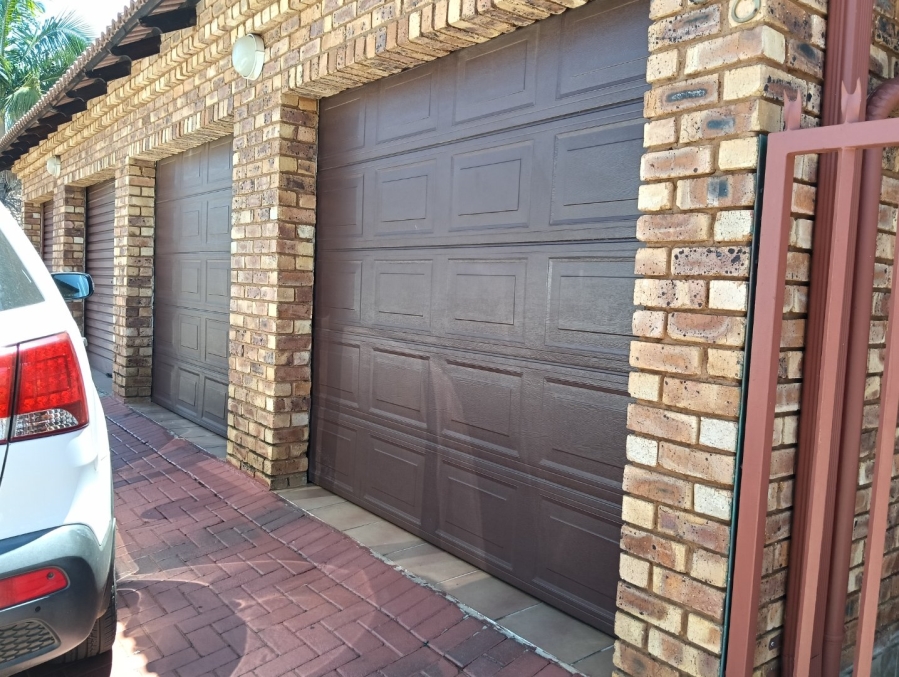 3 Bedroom Property for Sale in Theresa Park Gauteng