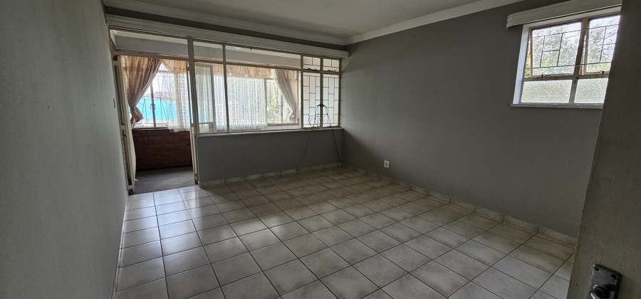 2 Bedroom Property for Sale in Valhalla Gauteng