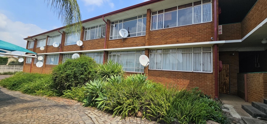 2 Bedroom Property for Sale in Valhalla Gauteng
