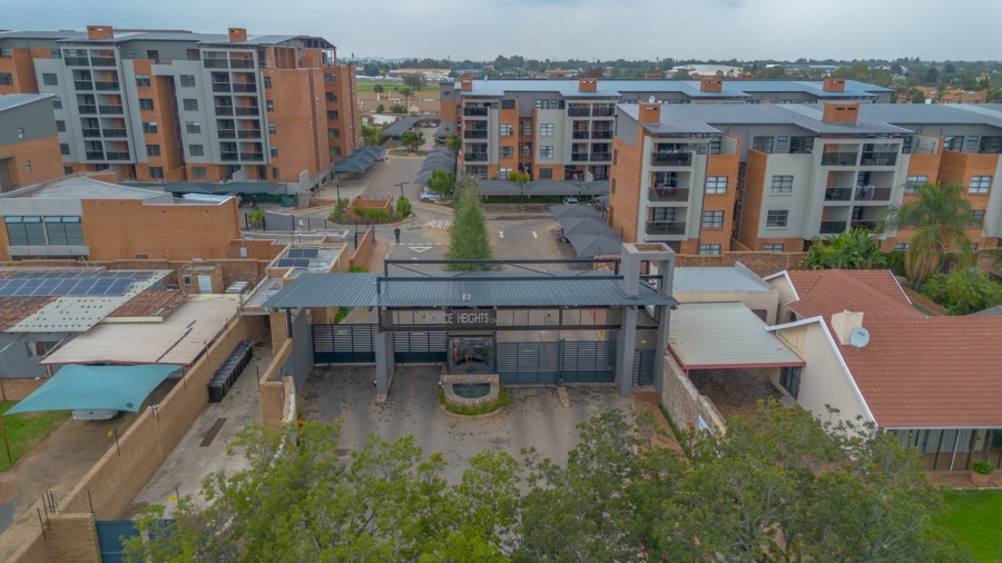 To Let 2 Bedroom Property for Rent in Bartlett Gauteng