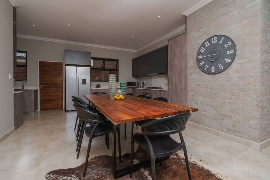 3 Bedroom Property for Sale in Six Fountains Estate Gauteng