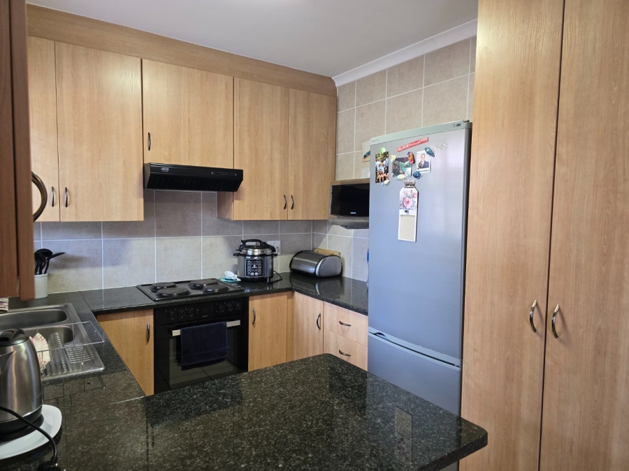 2 Bedroom Property for Sale in Equestria Gauteng