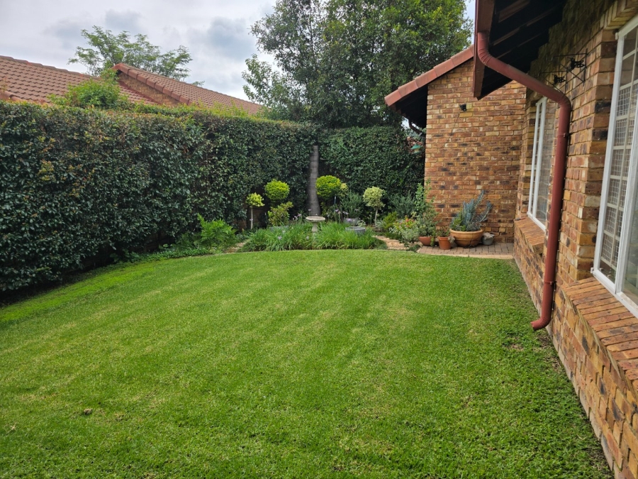 2 Bedroom Property for Sale in Equestria Gauteng