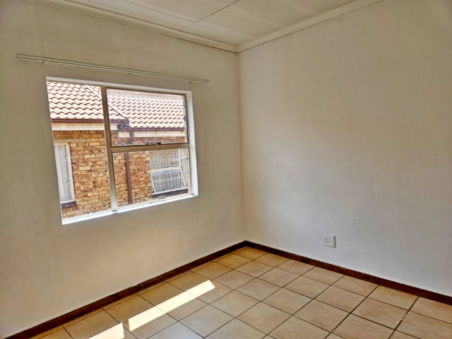 2 Bedroom Property for Sale in Kempton Park Ext 1 Gauteng