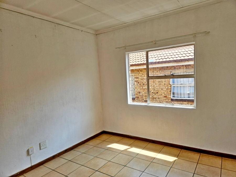 2 Bedroom Property for Sale in Kempton Park Ext 1 Gauteng