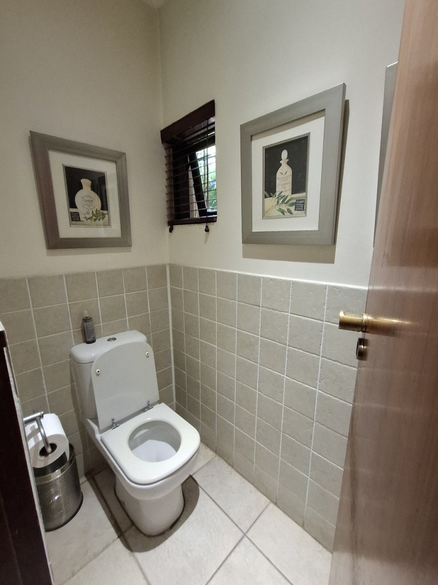 4 Bedroom Property for Sale in Atholl Gauteng