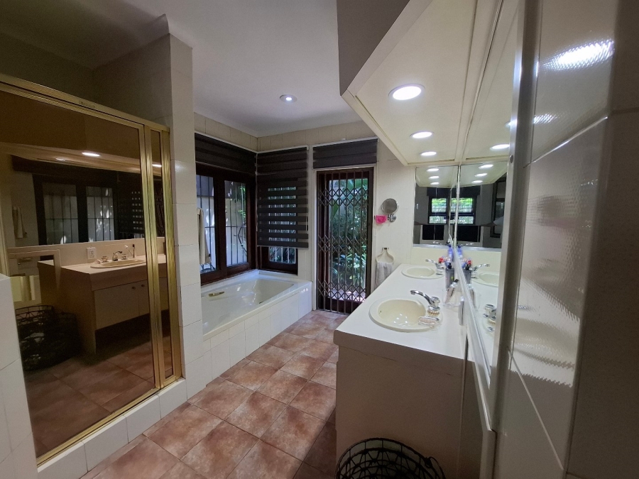 4 Bedroom Property for Sale in Atholl Gauteng