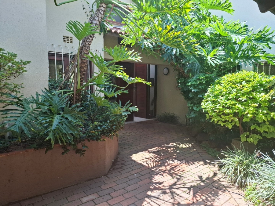 4 Bedroom Property for Sale in Atholl Gauteng