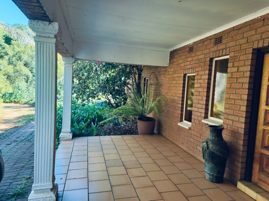 Commercial Property for Sale in Raslouw A H Gauteng