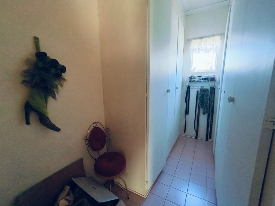 Commercial Property for Sale in Raslouw A H Gauteng