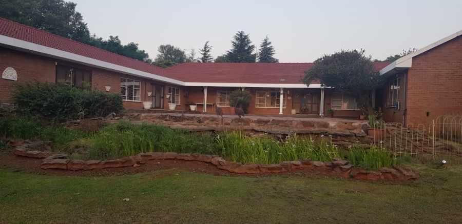 Commercial Property for Sale in Raslouw A H Gauteng