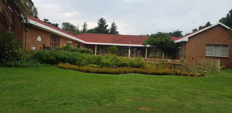 Commercial Property for Sale in Raslouw A H Gauteng